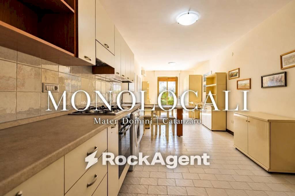 Cucina - Monolocale viale Tommaso Campanella, 186, Catanzaro - foto 1