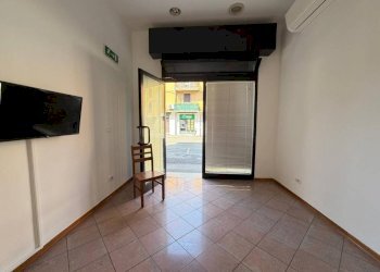 Interno non residenziale - Negozio Bologna (zona Lame) - foto 3