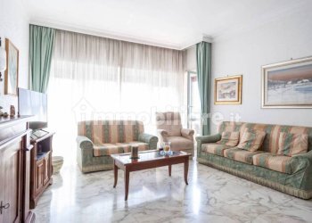 Salone - Quadrilocale viale dei Romagnoli, Roma (zona Lido di Ostia) - foto 3