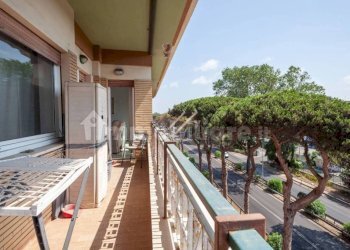 Balcone - Quadrilocale viale dei Romagnoli, Roma (zona Lido di Ostia) - foto 9