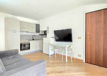 Two-room apartment Piazzetta Tabarca, Genova (neighborhood Pegli) - photo 4