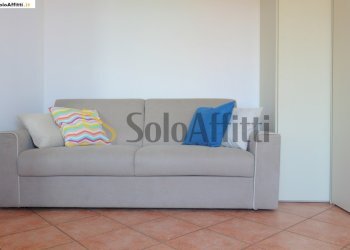 divano letto - Appartamento Via Goito 8, Meda - foto 3