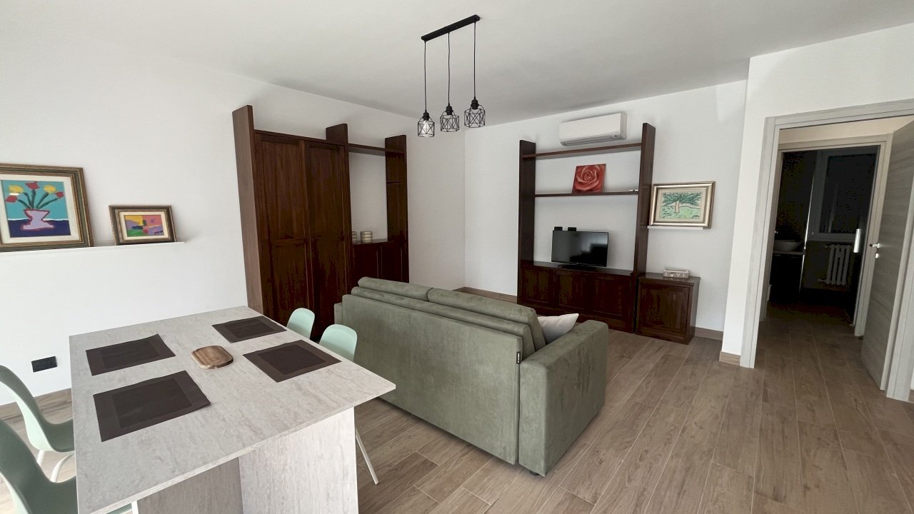 Soggiorno - Two-room apartment Via L. Tolstoi 15, Saronno - photo 3