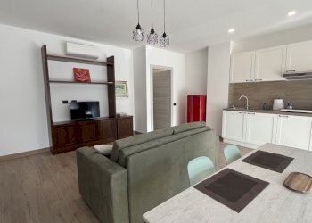 Soggiorno - Two-room apartment Via L. Tolstoi 15, Saronno - photo 1