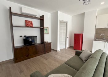 Soggiorno - Two-room apartment Via L. Tolstoi 15, Saronno - photo 5