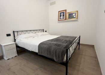 Camera Matrimoniale - Two-room apartment Via L. Tolstoi 15, Saronno - photo 13