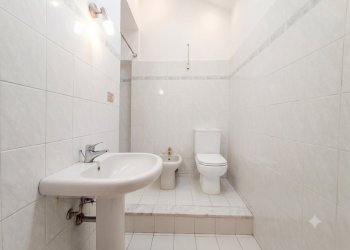 bagno - Quadrilocale Bolano - foto 9