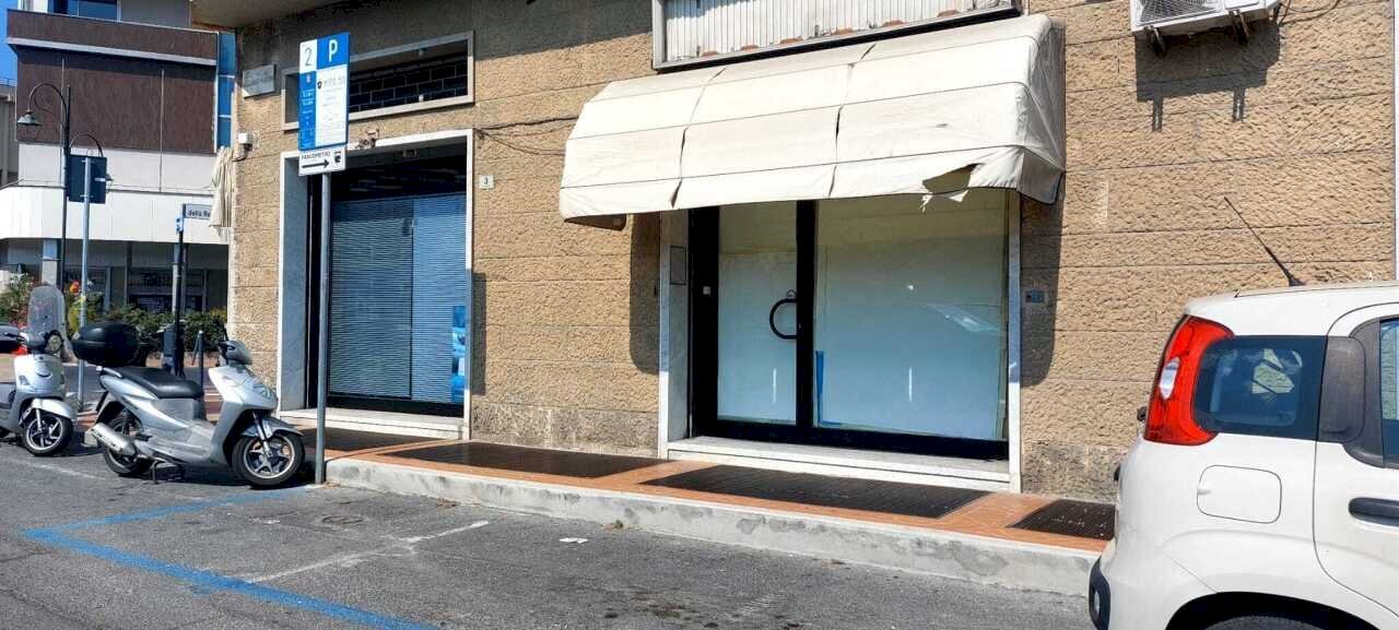 WhatsApp Image 2026-07-23 at 16.17.51 - Telefonia - Cellulari - Elettrodomestici Via Alessandro Manzoni, Imperia - foto 2
