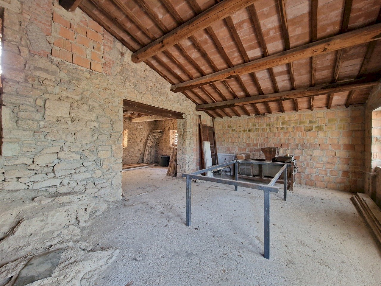 20240718_155549.jpg - Casale CIVITELLA DEL LAGO, Baschi - foto 2