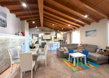 PXL_20260707_130657821 - Three-room apartment Piazza Giuseppe Zanardelli 25, Calvagese della Riviera - photo 3