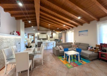 PXL_20260707_130654994 - Three-room apartment Piazza Giuseppe Zanardelli 25, Calvagese della Riviera - photo 24