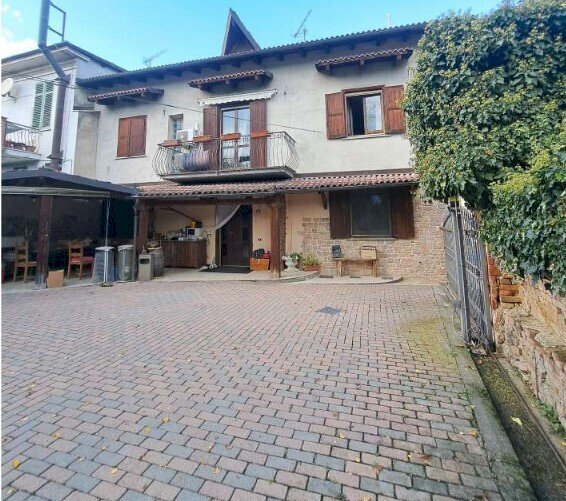 1 - Villa at auction Via della Repubblica 23, Incisa Scapaccino - photo 1