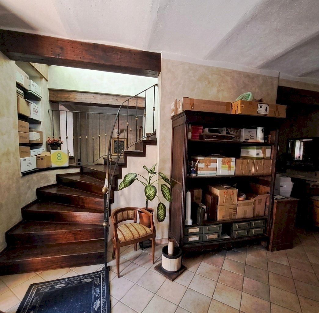 2 - Villa at auction Via della Repubblica 23, Incisa Scapaccino - photo 2