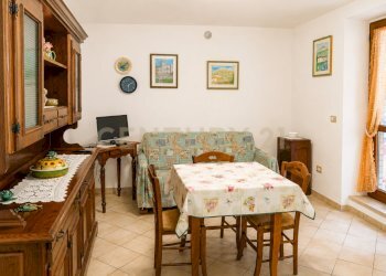 1 cucina e living(3) - Independent house Via Fratelli Rosselli 81, Santa Fiora - photo 3