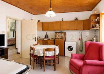 2 CUCINA - Appartamento Via Aldobrandeschi 53, Castell'Azzara - foto 7