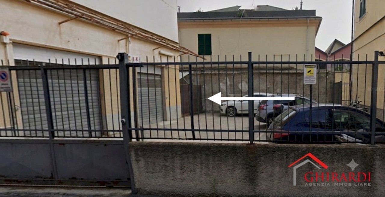 1.0 INGRESSOO - Posto Auto Via Antonio Canobbio, Genova (zona Sestri Ponente) - foto 1
