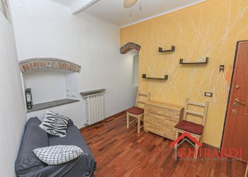 2.2 SOGGIORNO.jpg - Trilocale Genova (zona Sestri Ponente) - foto 4
