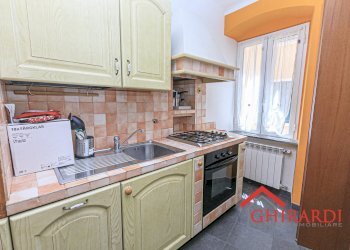 3.0 CUCINA.jpg - Trilocale Genova (zona Sestri Ponente) - foto 5