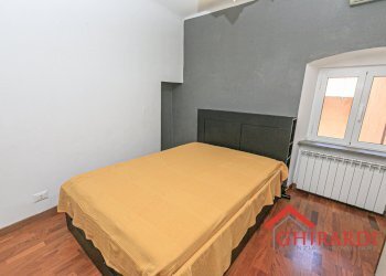 4.1 CAMERA.jpg - Trilocale Genova (zona Sestri Ponente) - foto 8