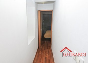 6.0 CORRIDOIO.jpg - Trilocale Genova (zona Sestri Ponente) - foto 12