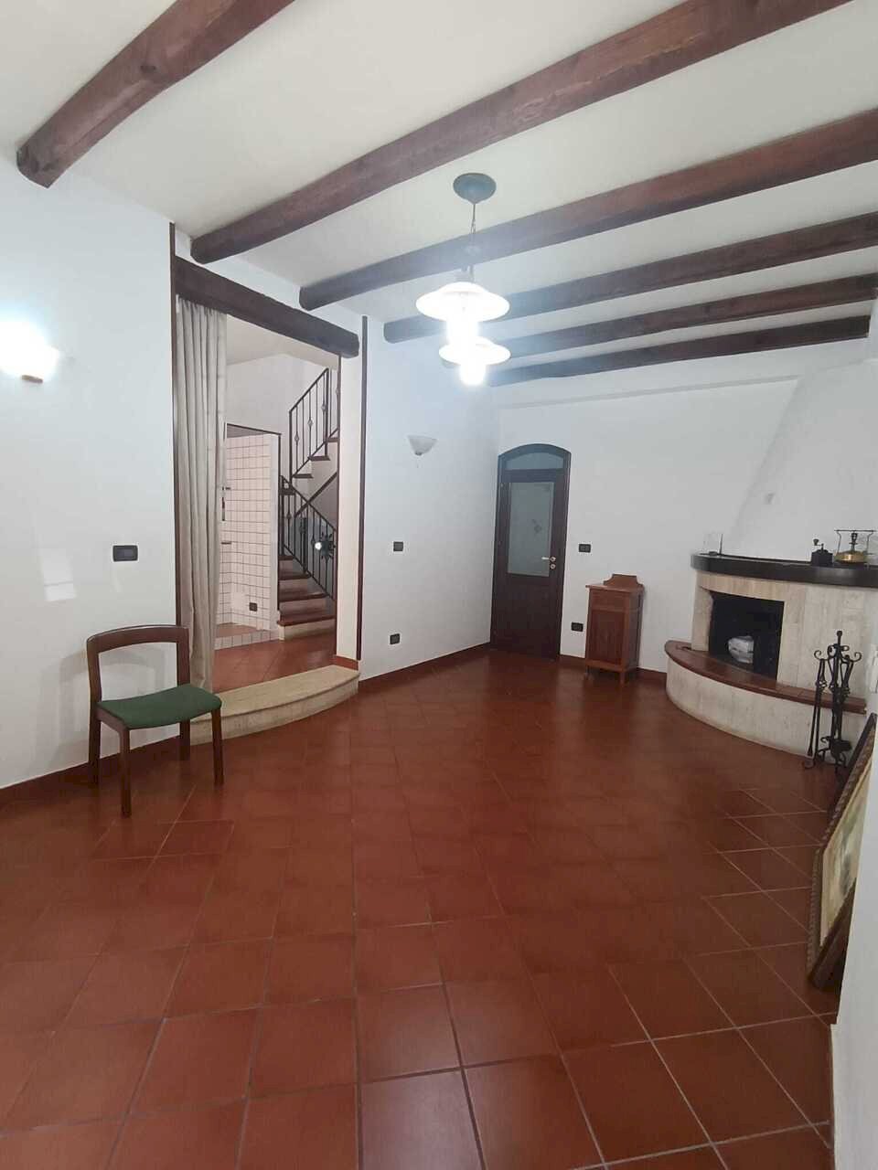 0b2cd9e3-961e-43ad-88ce-bc4c4bf2e34f - Portion of a house Balestrate - photo 3