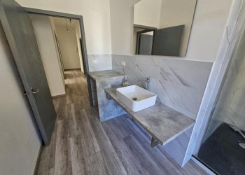 Bagno (2) - Appartamento Via Martiri della libertà 2, Campomorone - foto 10