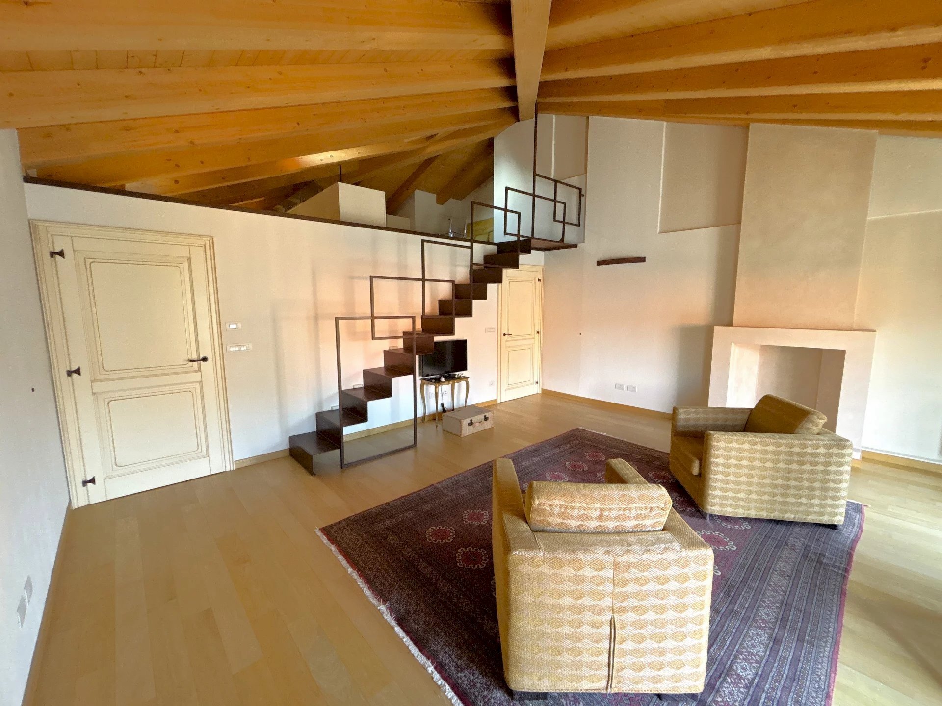 Attic Cuneo, Via Roma, Cuneo (neighborhood Centro Storico) - photo 2