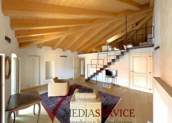 Attic Cuneo, Via Roma, Cuneo (neighborhood Centro Storico) - photo 1