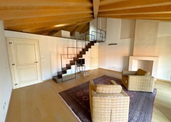 Attic Cuneo, Via Roma, Cuneo (neighborhood Centro Storico) - photo 2