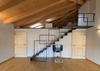 Attic Cuneo, Via Roma, Cuneo (neighborhood Centro Storico) - photo 5