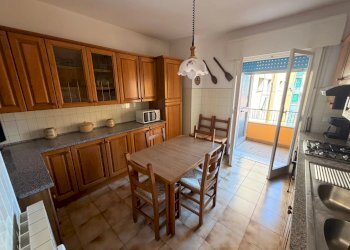 Two-room apartment Via Ruffini, Ventimiglia - photo 1