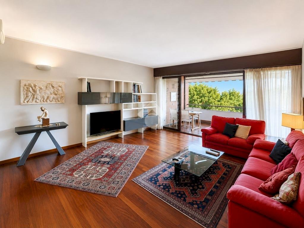 Three-room apartment via Gugliemo Marconi, hamlet Milano 3, Basiglio - photo 2