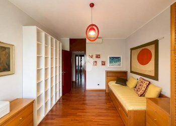 Three-room apartment via Gugliemo Marconi, hamlet Milano 3, Basiglio - photo 9
