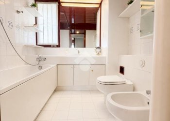 Three-room apartment via Gugliemo Marconi, hamlet Milano 3, Basiglio - photo 12
