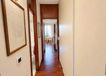 Three-room apartment via Gugliemo Marconi, hamlet Milano 3, Basiglio - photo 15