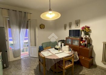 Three-room apartment Via del Lavoro, Imola - photo 5