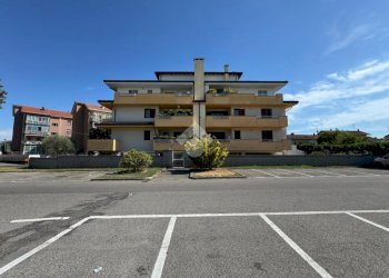 Three-room apartment Vicinale G. Leopardi, Galliate - photo 1