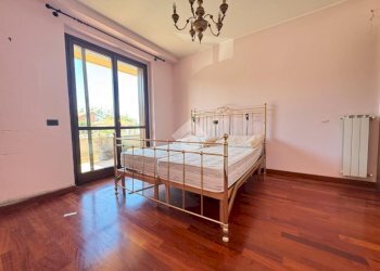 Three-room apartment Vicinale G. Leopardi, Galliate - photo 4
