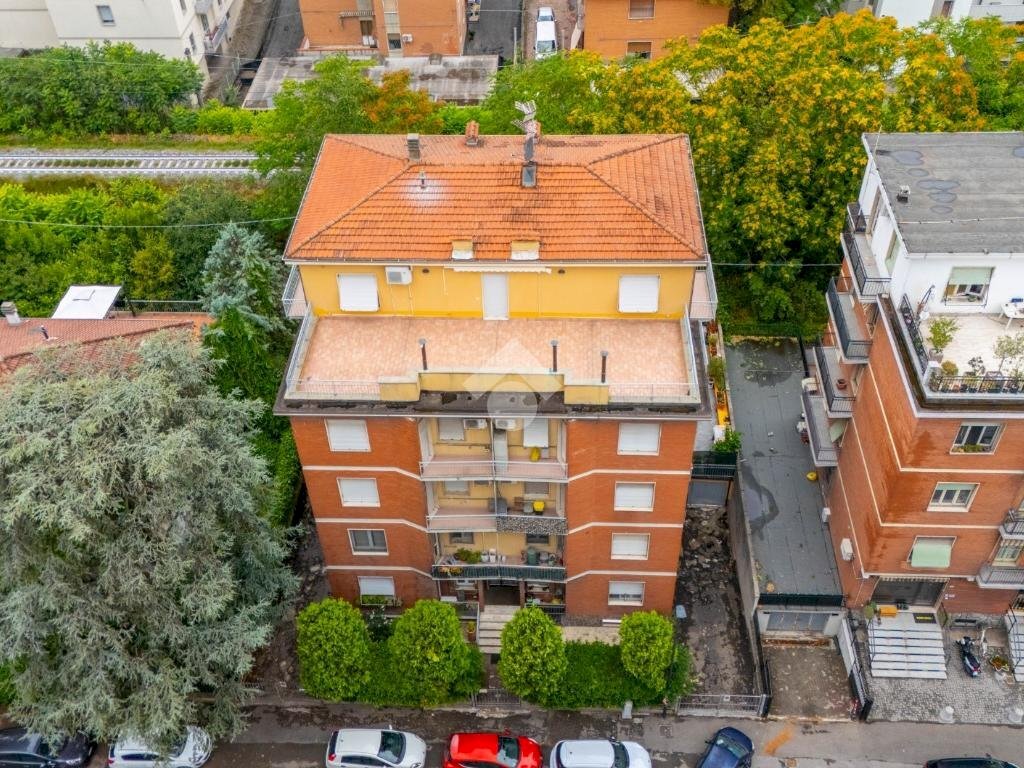 Apartment Via Edoardo Jenner, Parma - photo 1