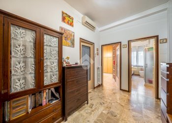 Apartment Via Edoardo Jenner, Parma - photo 10