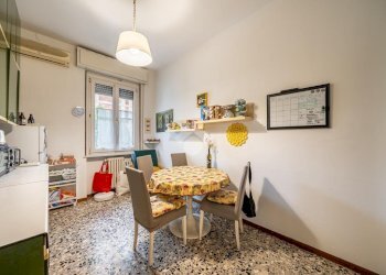 Apartment Via Edoardo Jenner, Parma - photo 12