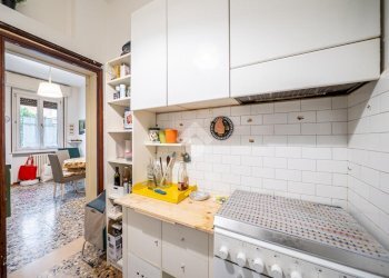 Apartment Via Edoardo Jenner, Parma - photo 14