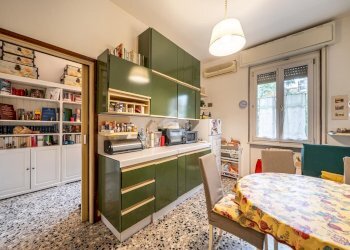 Apartment Via Edoardo Jenner, Parma - photo 15