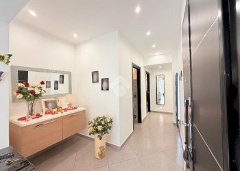Apartment Via dell'Acciaio, Genova (neighborhood Borzoli) - photo 2