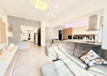 Apartment Via dell'Acciaio, Genova (neighborhood Borzoli) - photo 5