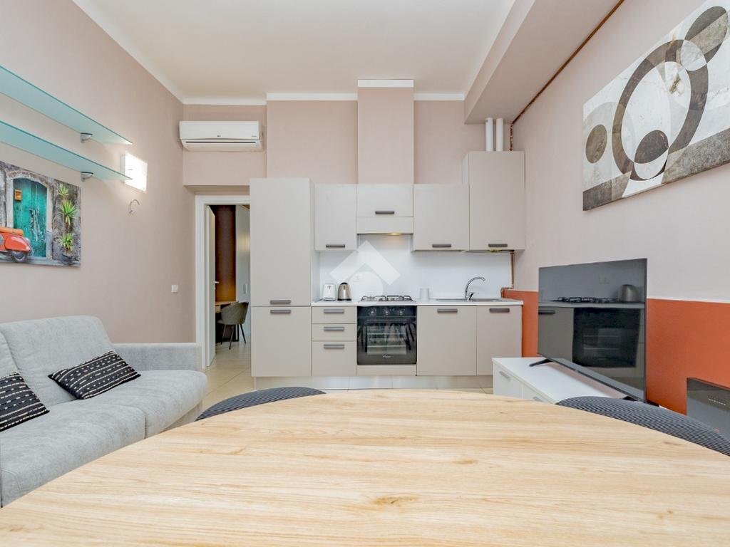 Two-room apartment Via Garigliano, Milano (neighborhood Isola) - photo 2