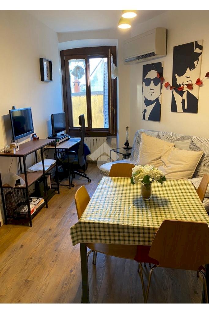 Two-room apartment Via Vigevano, Milano (neighborhood Porta Genova) - floor plans 1