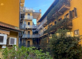 Two-room apartment Via Vigevano, Milano (neighborhood Porta Genova) - photo 1