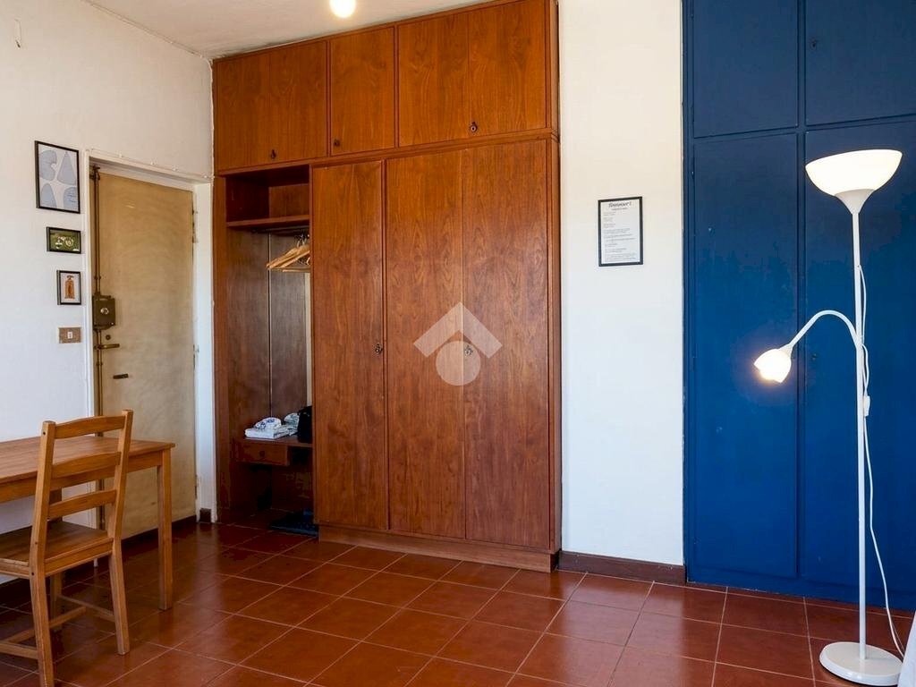 Four-room apartment Via S. Francesco da Paola, Torino (neighborhood Centro) - photo 2