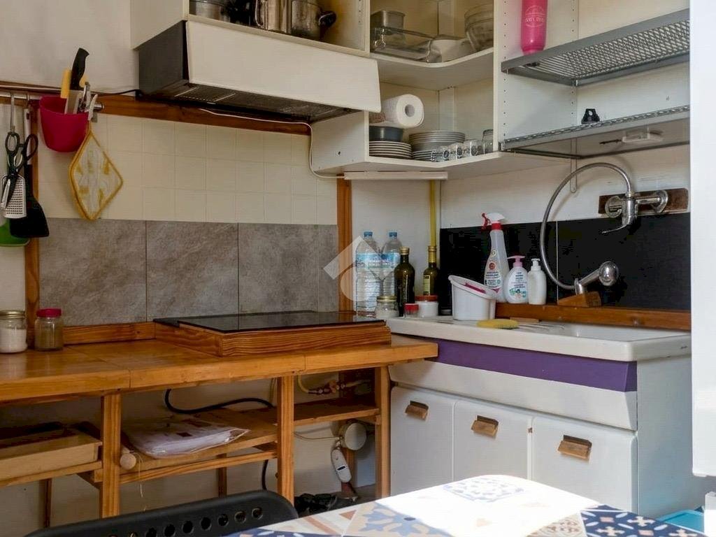 Four-room apartment Via S. Francesco da Paola, Torino (neighborhood Centro) - photo 3